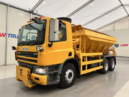 DAF CF75 310 6x4 Day Cab Gritter img