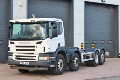 2019 (19) SCANIA P370 8X2 CHASSIS CAB (EURO 6) img