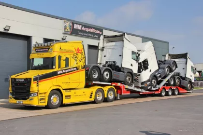 2025 KASSBOHRER 3 AXLE EXTENDABLE REAR STEER TRUCK TRANSPORTER img