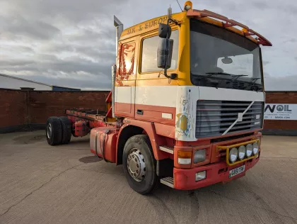 1990 VOLVO F10 4X2 Chassis Cab img