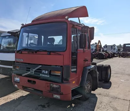1993 Volvo FL6 - 4X2 Truck For Breaking img