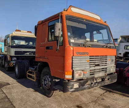 1996 VOLVO FL10 4X2 Tractor Unit img