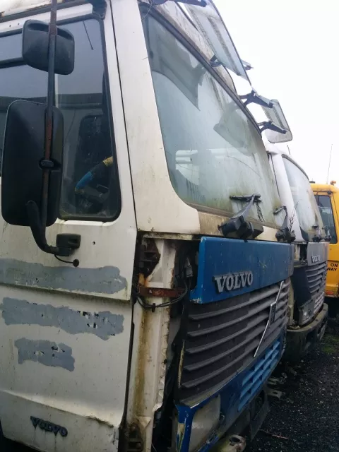1992 VOLVO FL10.299 - Breaking & Parts img