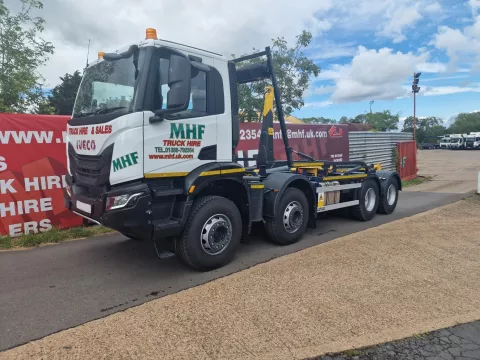 IVECO AD360X46Z 460HP 32,000kgs (44,000KG) img