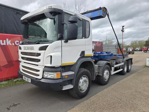 Scania P370 8X4 32,000kgs EURO 6 Fitted with BOUGHTON Hookloading equipment img
