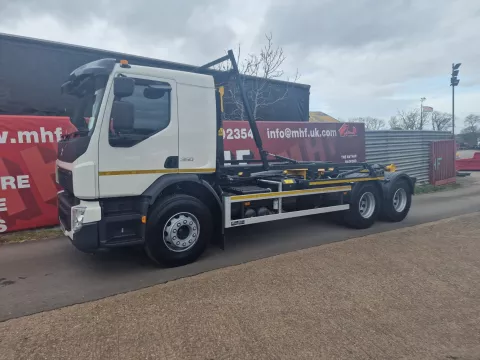 TT73 MHF, 2024 VOLVO 6X4 FE R 350HP 4500W B Automatic Built as a Hook 44T Drag I shift auto gearbox img