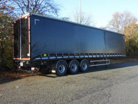 4 x 2015 “SDC” Curtainsiders img