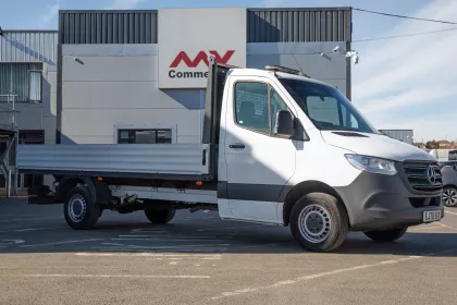 2020 Mercedes-Benz Sprinter  315 Progressive L3H2 RWD Van img
