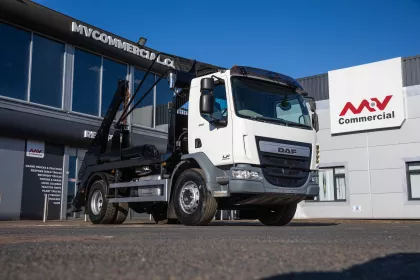 2018 DAF LF 260 Skip Loader img