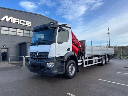 2025 Mercedes-Benz Trucks Arocs Flatbed img