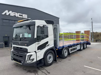 2026 Volvo FMX Beavertail img