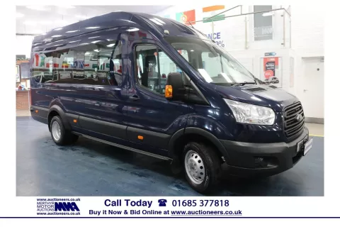2017 Ford Transit Minibus img