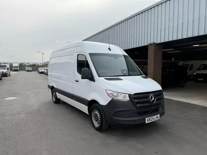 2025 Mercedes-Benz Vans Sprinter Panel van img