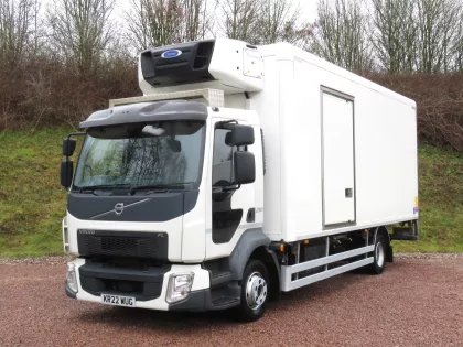 Volvo FL 210 - 12 Ton Dual Evap ONLY 219,000 Kms img