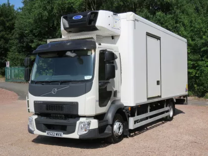 Volvo FL 210 - 12 Ton Dual Evap Fridge Box ONLY 99,000 Kms img