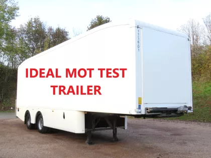 Gray & Adams Urban Insulated Tandem Axle Rear Steer Box Trailer img