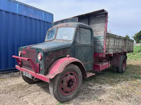 Vintage 1945 Bedford img