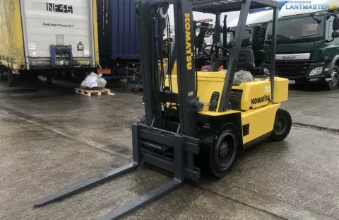 Komatsu FD30,3 ton diesel forklift img