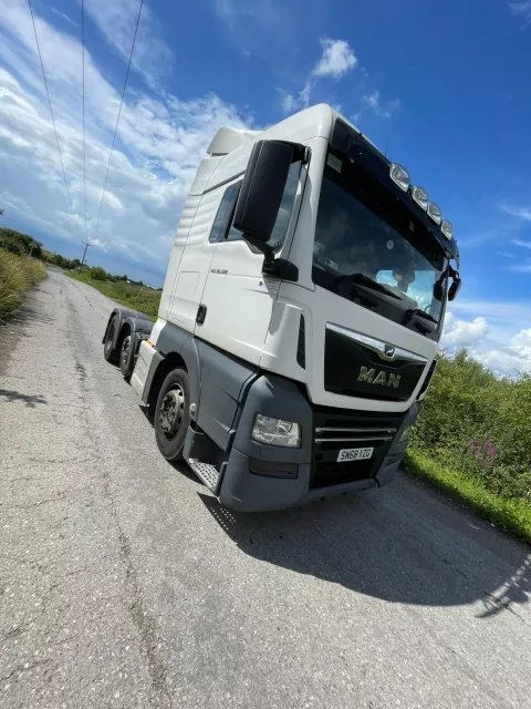 MAN TGX 26.500 img