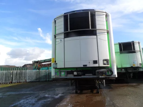 2013 G&A 8.9MT SINGLE AXLE FRIDGE TRAILERS ROLLER SHUTTER DOOR AND COLUMN TAIL LIFTS img