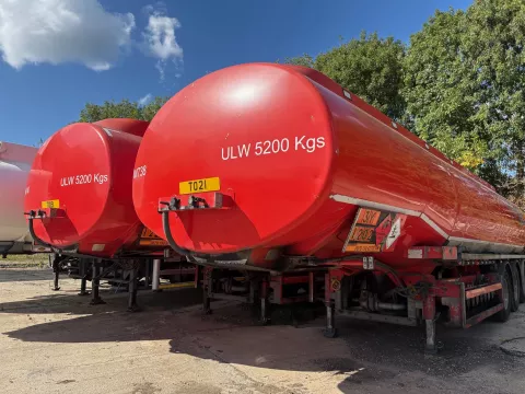 Choice of 2 2013 Cobo Fuel Semi Trailers img