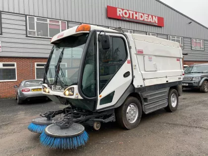2013 Johnston CX400 Road Sweeper img
