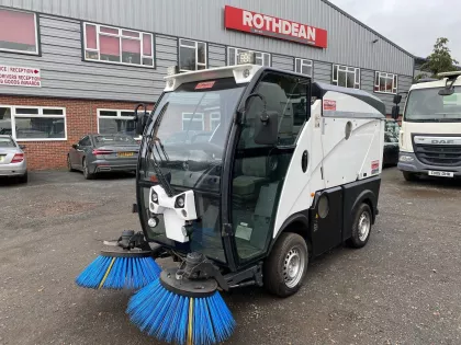 2014 Johnston C101 Road Sweeper img