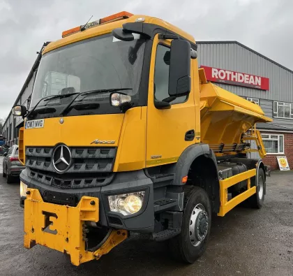 2017 Mercedes-Benz Arocs Gritter Truck img