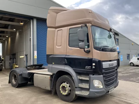 2016 66 DAF CF 4X2 TRACTOR UNIT (410 BHP) AUTOMATIC TRANSMISSION, SLEEPER CAB img