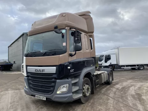 2016 66 DAF CF 4X2 TRACTOR UNIT (410 BHP) AUTOMATIC TRANSMISSION, SLEEPER CAB img
