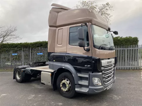 2018 67 DAF CF 4X2 TRACTOR UNIT (410 BHP) AUTOMATIC TRANSMISSION, SLEEPER CAB img