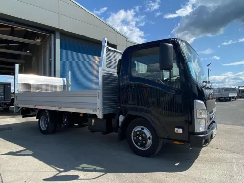 2025 25 ISUZU GRAFTER 1.9D N35 3.5 TONNE ALLOY DROP SIDE WITH TAIL LIFT img
