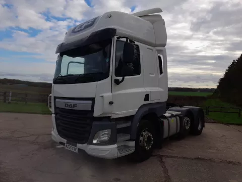 2015 DAF CF440 Space Cab img
