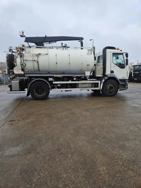 Whale Medium Volume Waste Tanker img
