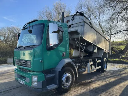 2006 Volvo FE 18 tone tipper img