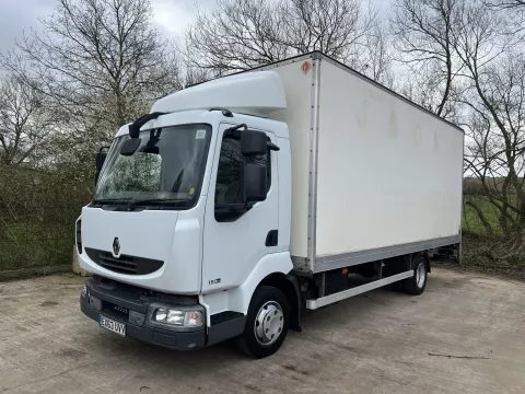 2013 Renault 180 7.5tonne box img