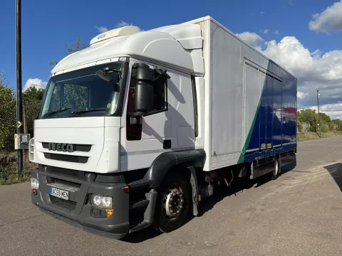 2012 Iveco Car transporter img