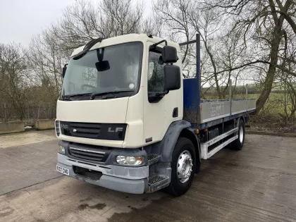 2007 DAF LF 220 18 tonne dropside img