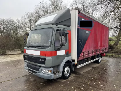 2003 DAF LF 45 curtainsider img