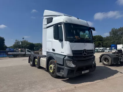 2015 Mercedes-Benz Actros img