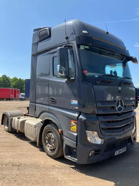 2014 Mercedes-Benz Actros img
