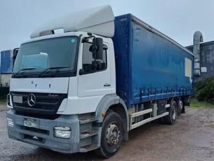 Mercedes-Benz Axor Curtain Side img