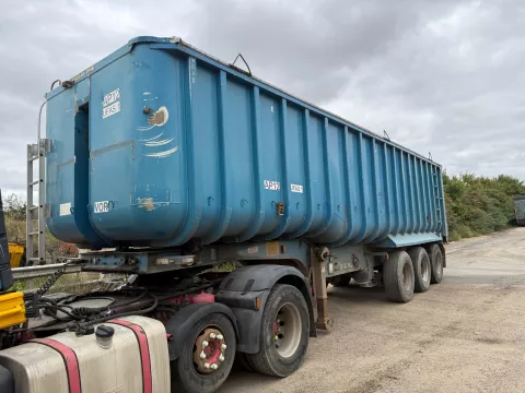 CRANE FRUEHAUF TIPPING TRAILER, ALUMINIUM BODY, 3 AXLE ON AIR img