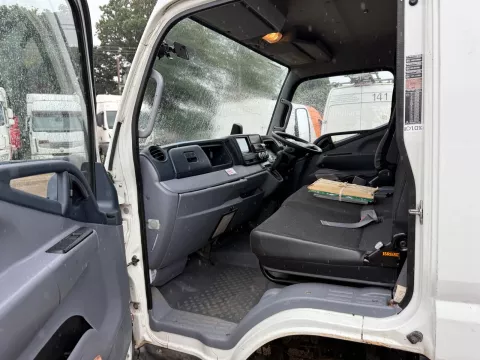 MITSUBUSHI CANTER, 2015, 7.5 TON BOX VAN BOX WITH TAIL LIFT, IN VERY GOOD CONDITION img