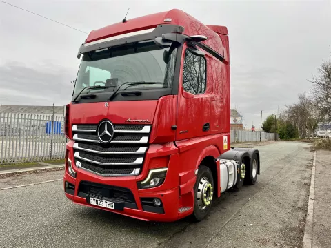Mercedes Benz Actros 2548 Big Space img