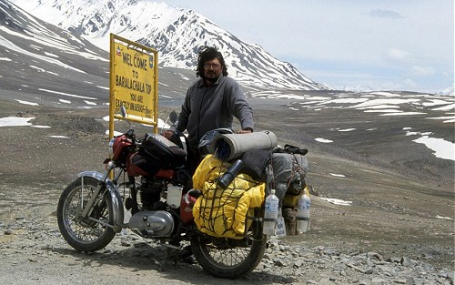 The unmistakeable look of a photographer uncertain that his camera's self-timer will work...