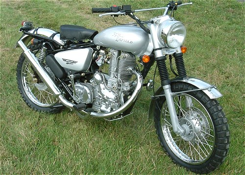 Love the line of that exhaust pipe and silencer...