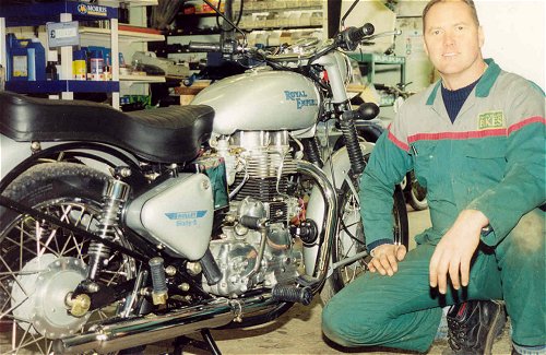 Neither Aged-P nor Emm; this is Andy from Swindon Classic Bikes.