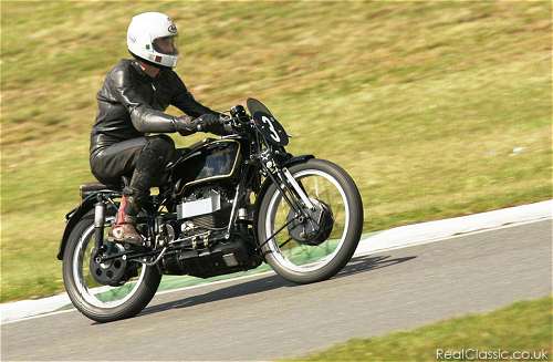 Velocette Roarer tackles the Mallory Mountain, yesterday. (Is this right?)...