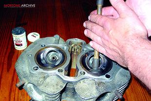 Grinding cylinder ghead valves in on Yamaha XS650 motorcycle engine